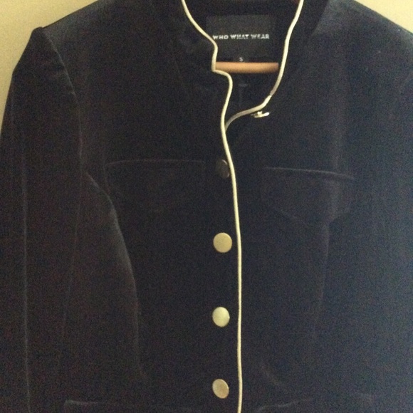 Black Velvet Blazer - Picture 3 of 4